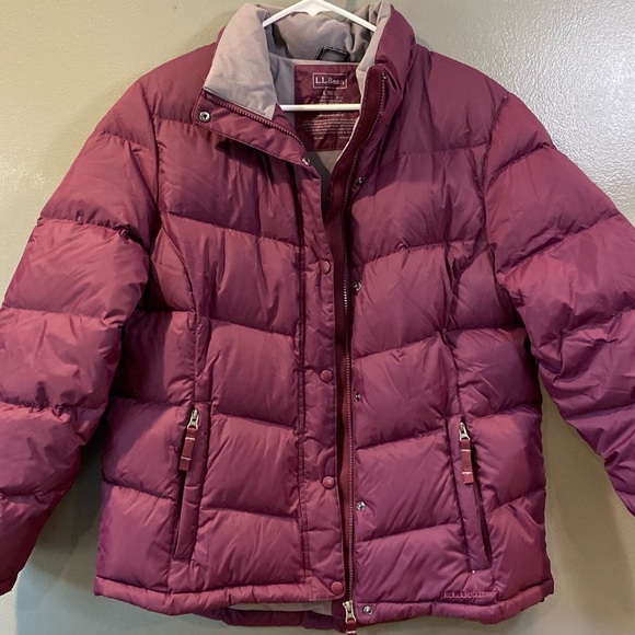 L.L. Bean Women's Purple Goose Down Puffer Jacket - Picture 2 of 4